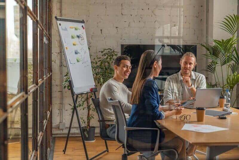 Endomarketing: o que é, como aplicar na sua empresa