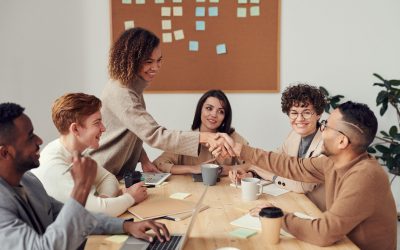 Como fazer uma gestão estratégica de clientes na sua agência?