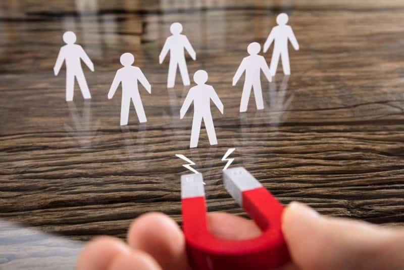 Muito além de vender, é necessário prospectar. Confira 4 dicas estratégicas para vender mais com o bom uso da prospecção!