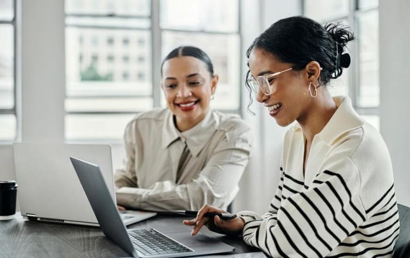 A assessoria de marketing é um componente vital para o sucesso de qualquer empresa no cenário altamente competitivo de hoje.