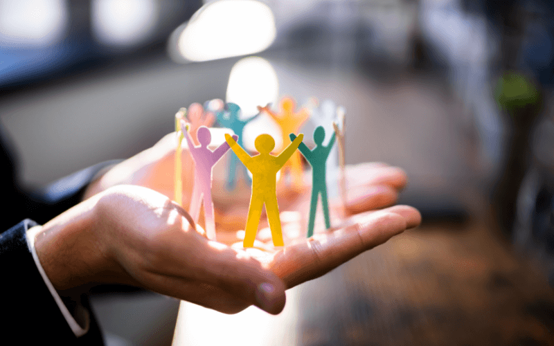 O Employer Branding é fundamental para atrair e reter talentos, pois uma boa imagem como empregador pode diferenciar uma empresa no mercado.